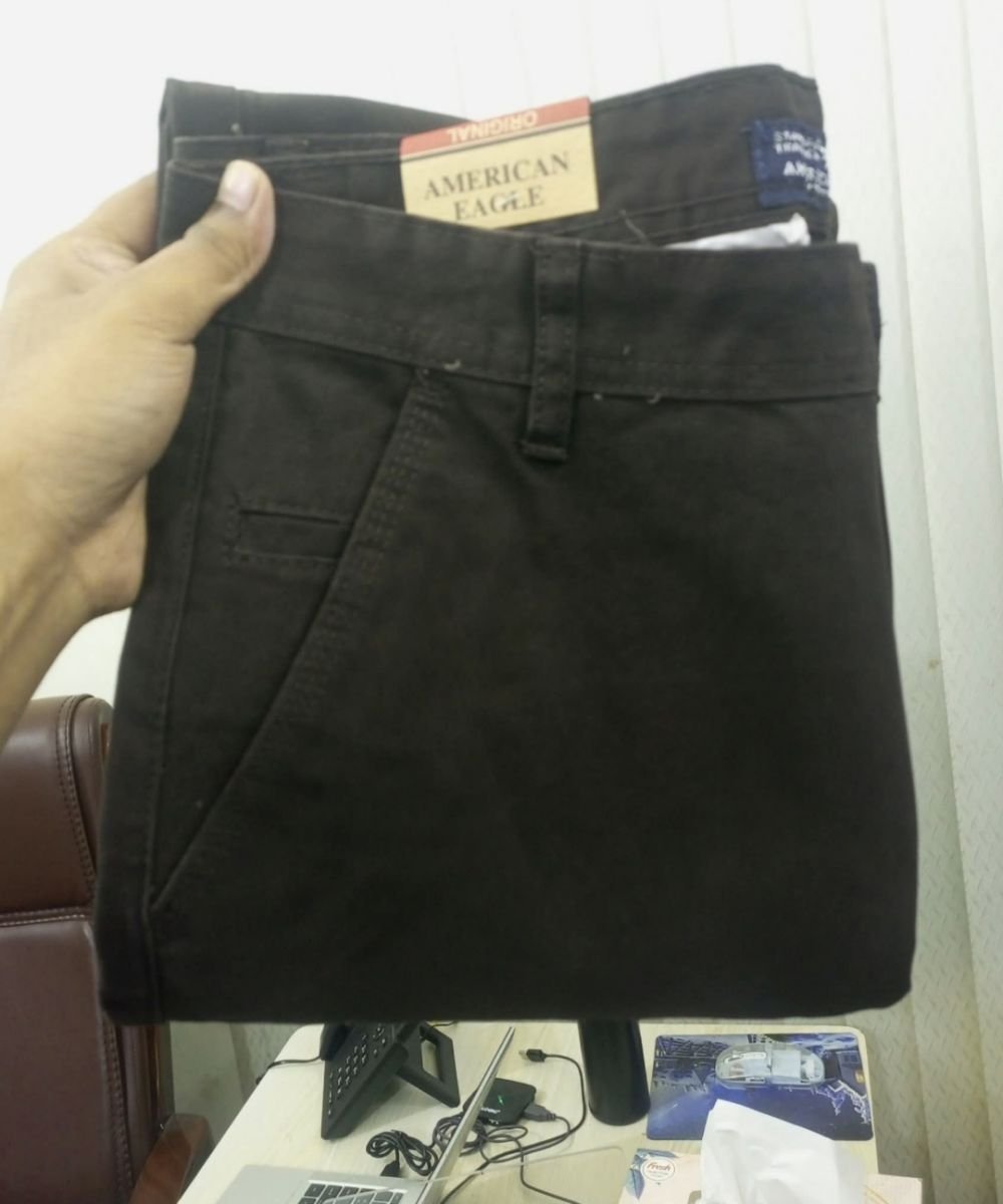 Brown American Eagle Muster Copy Standard Non Stretchable Gabardine Pant For Men's